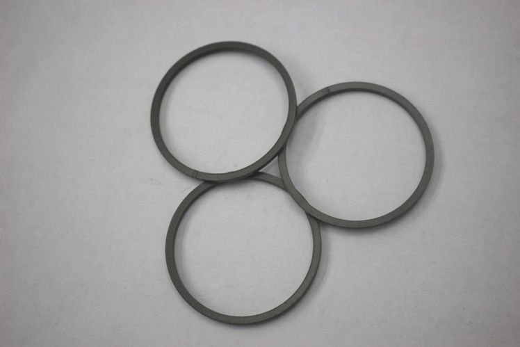 大内孔(孔径)磁环 [定义 材质 典型应用]