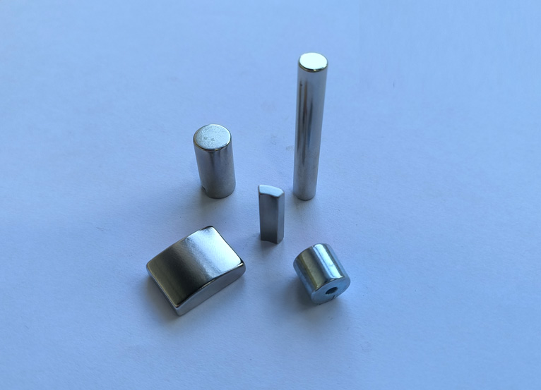 钕铁硼EH比UH贵多少