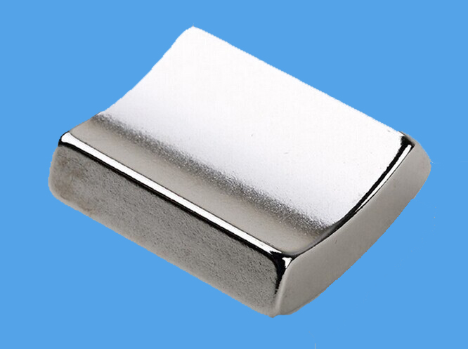 电机磁瓦是东莞卡瑞奇磁铁厂家主要供应产品之一,磁瓦产品