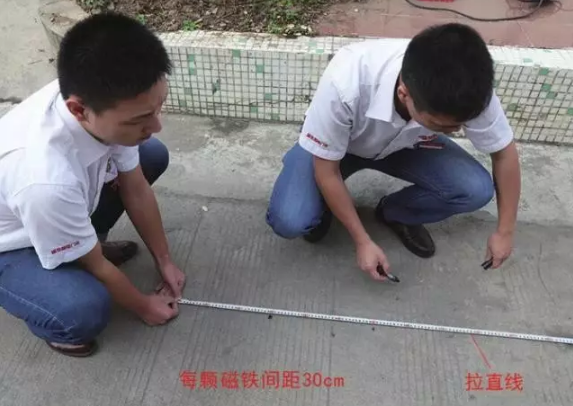 电动伸缩门开关限位磁铁安装